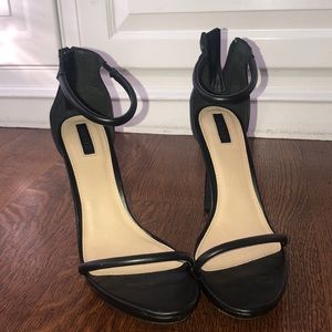 BLACK STRAPPY SEXY SANDALS